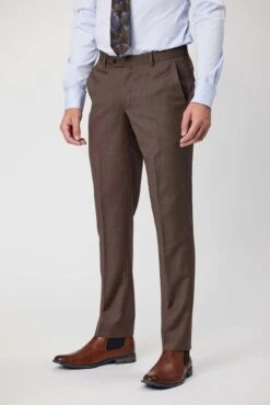 C8 - Latte - Jesse Slim Fit Trouser -Harrys JESSE C8 LATTE CLOSEUP